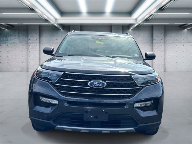 Used 2023 Ford Explorer XLT w/ Equipment Group 202A AWD/4WD image 2