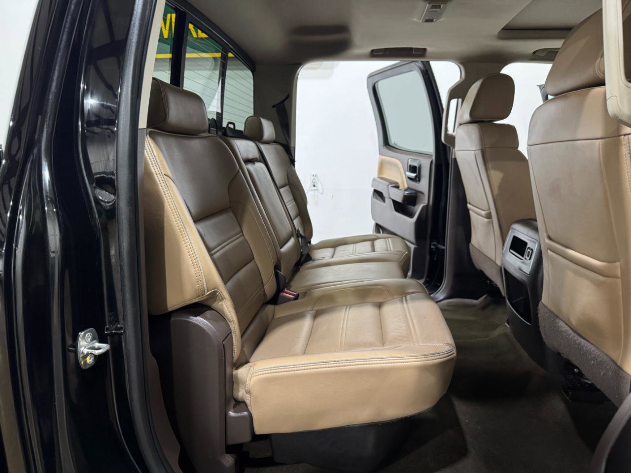 Used 2018 GMC Sierra 3500 Denali w/ Duramax Plus Package AWD/4WD image 13