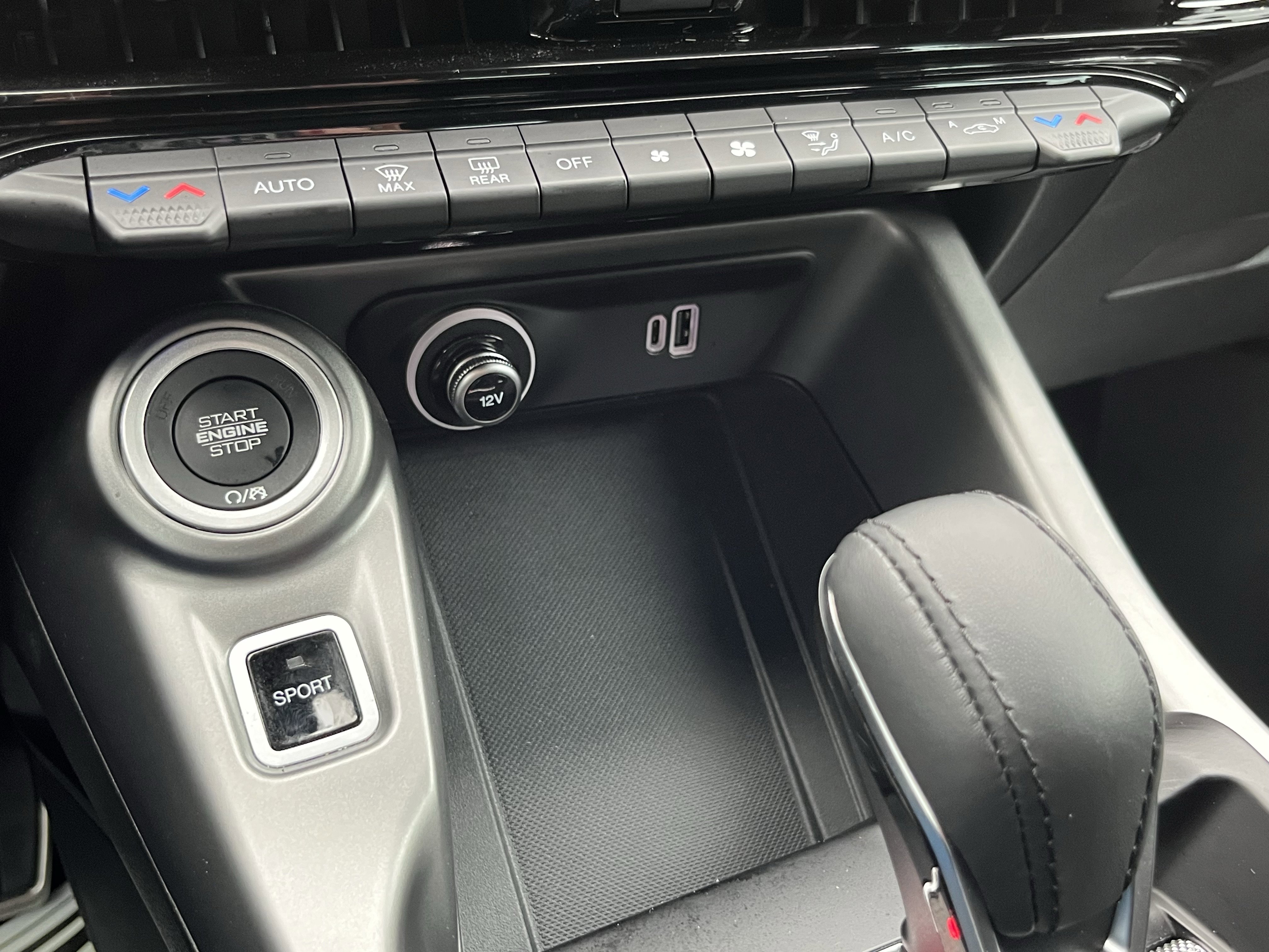 Used 2024 Dodge Hornet R/T image 28