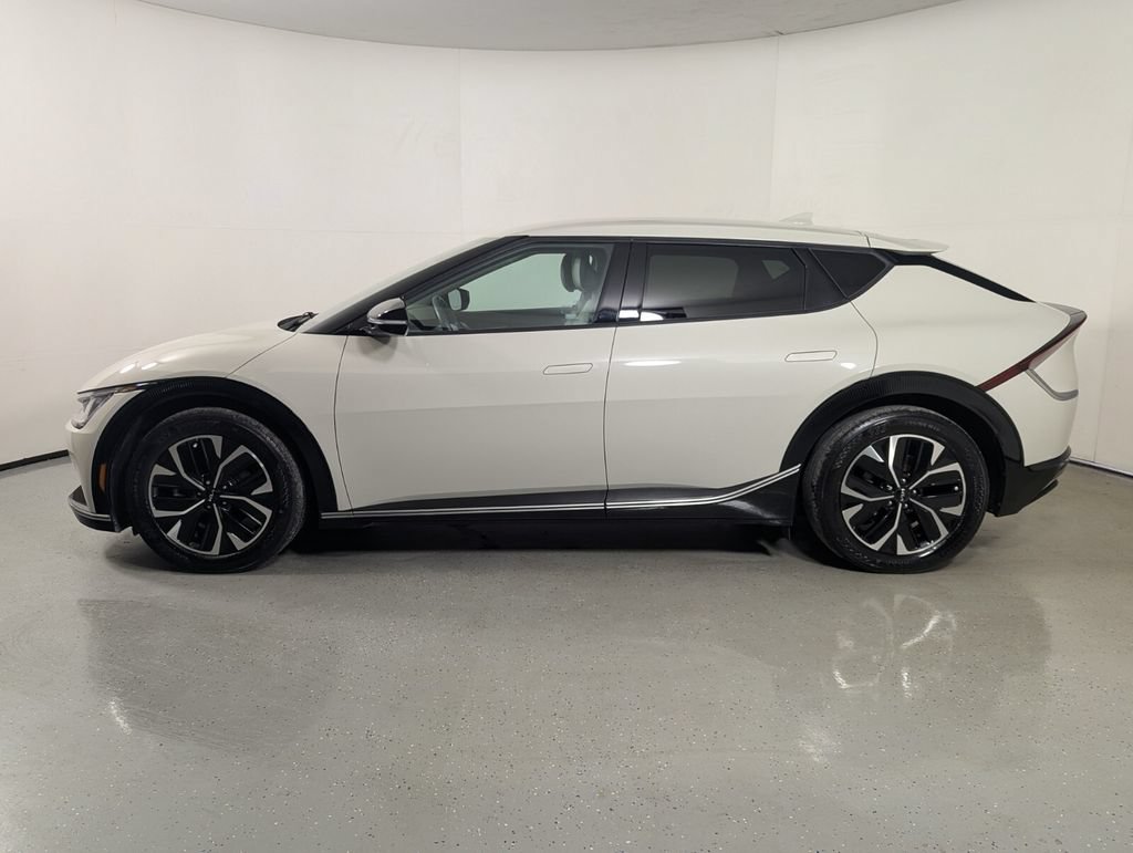 Used 2022 Kia EV6 Wind AWD/4WD image 4