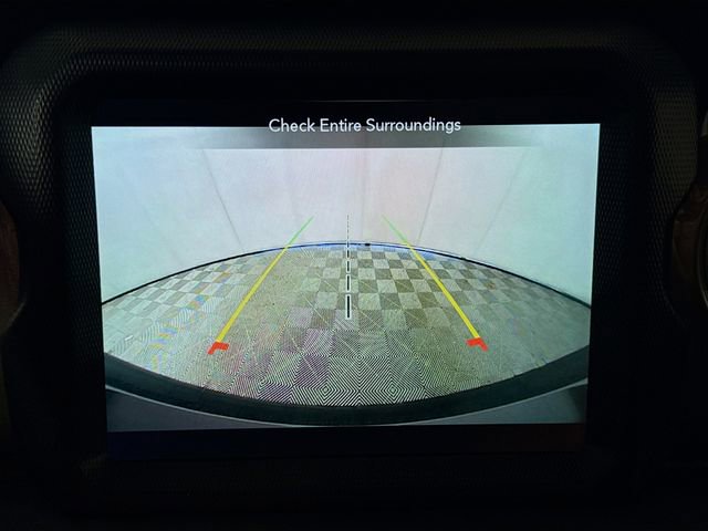 Used 2023 Jeep Wrangler Sahara image 14