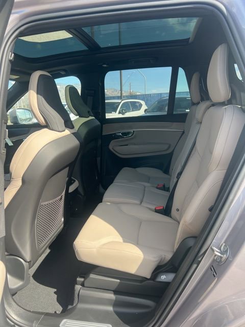 New 2026 Volvo XC90 B6 Plus w/ Protection Package Premier image 25