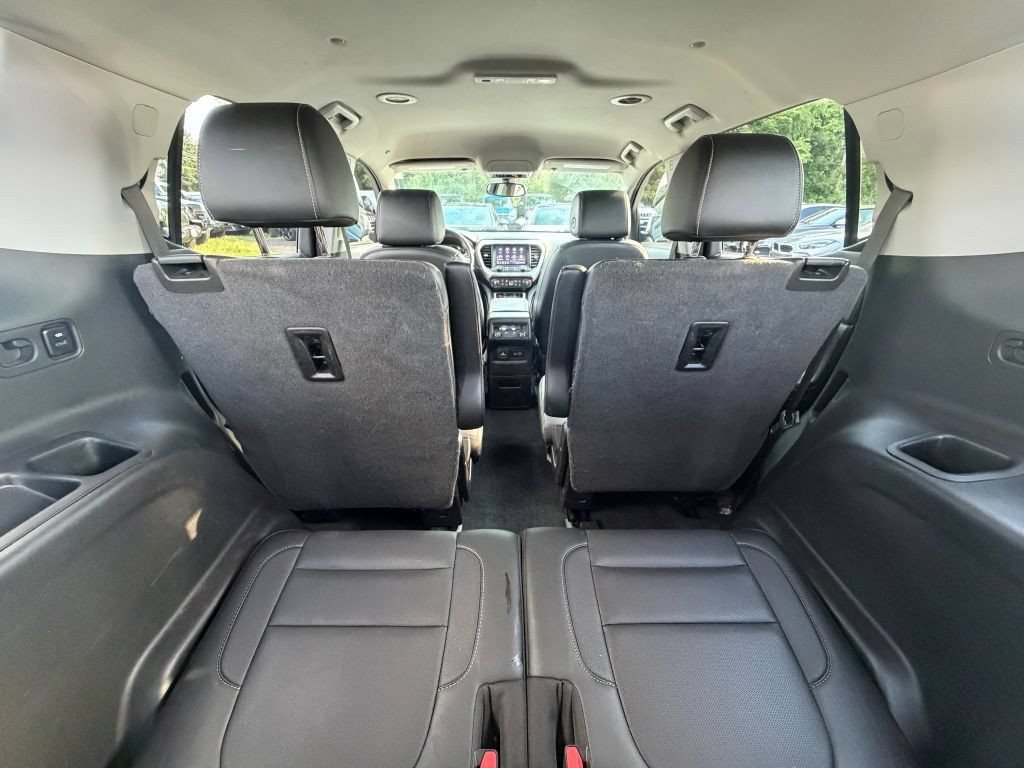Used 2020 GMC Acadia SLT FWD image 30