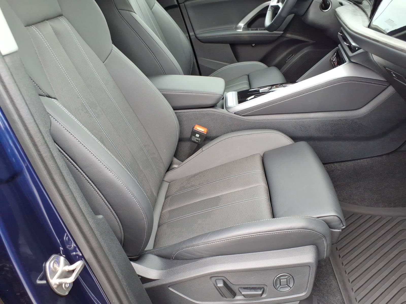 Used 2025 Audi Q5 Premium Plus AWD/4WD image 23
