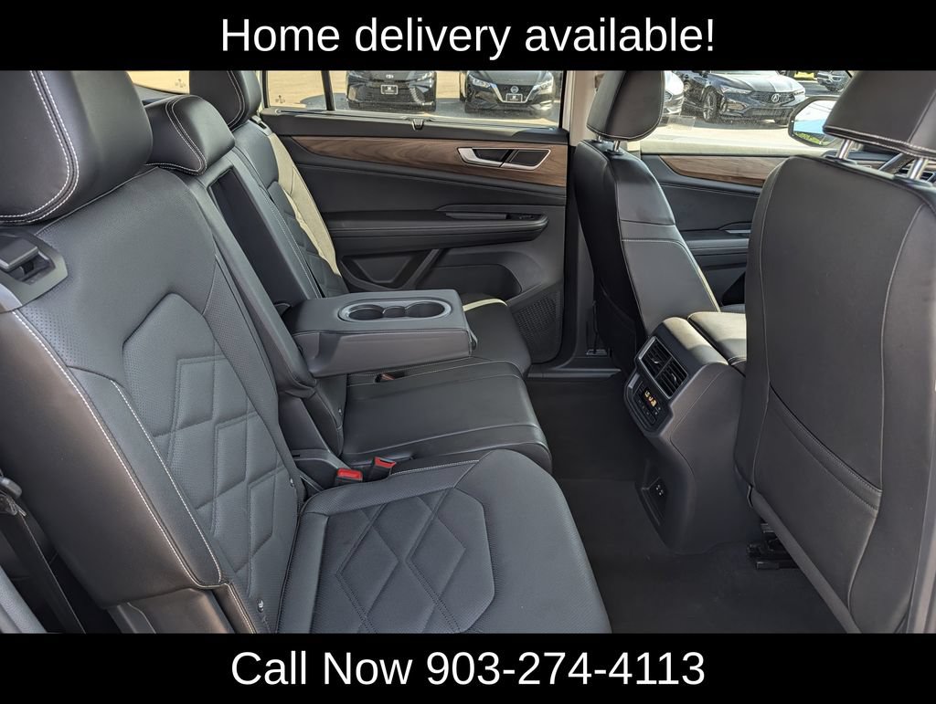 Used 2025 Volkswagen Atlas SE AWD/4WD image 29