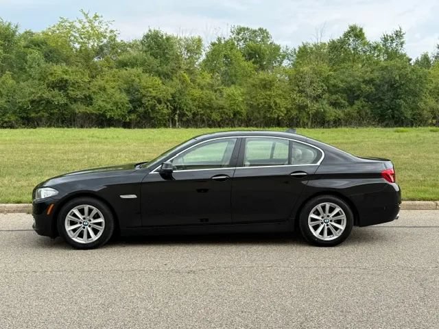 Used 2015 BMW 528i xDrive Sedan AWD/4WD image 8