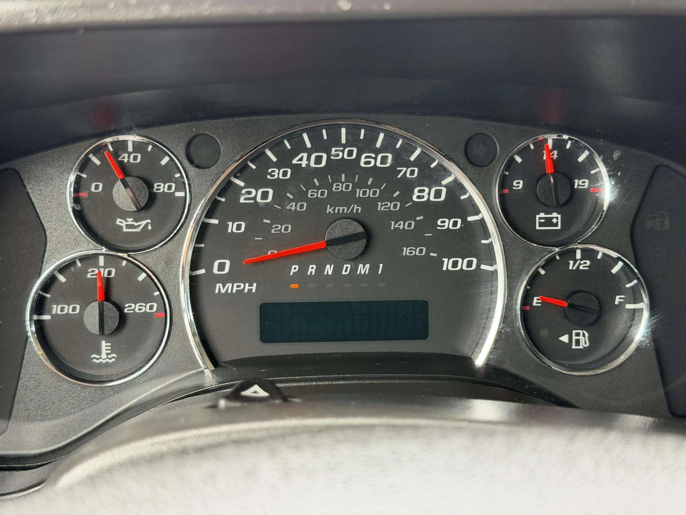 Used 2015 GMC Savana 3500 RWD image 17