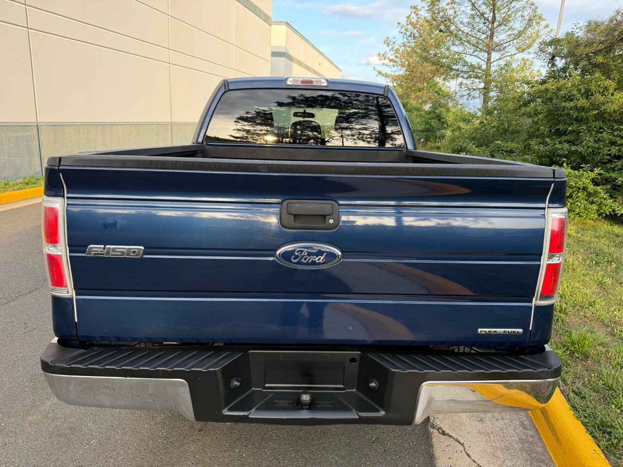 Used 2012 Ford F150 XLT AWD/4WD image 16