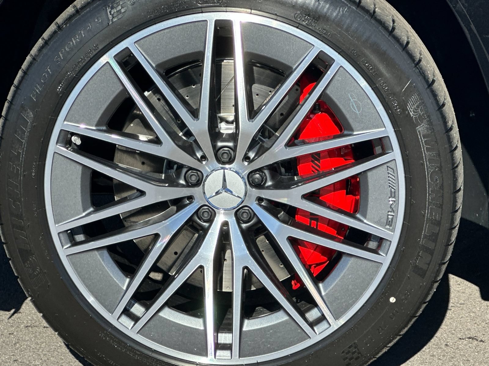 New 2026 Mercedes-Benz GLE 63 AMG S image 32