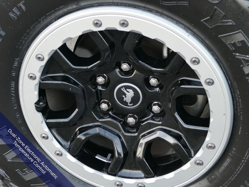 Used 2022 Ford Bronco Big Bend w/ Sasquatch Package image 12