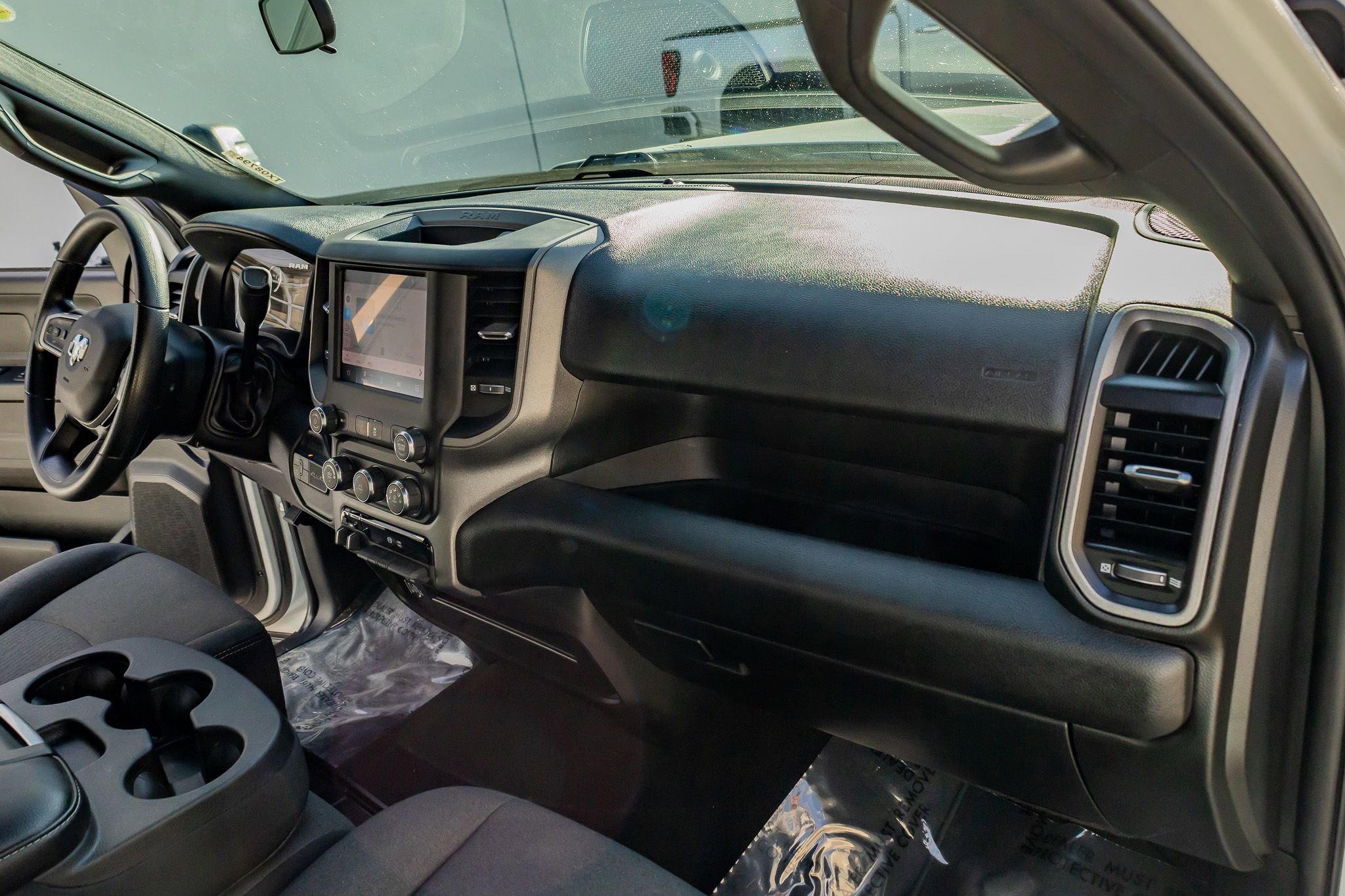 Used 2024 RAM 3500 Tradesman w/ Chrome Appearance Group image 17