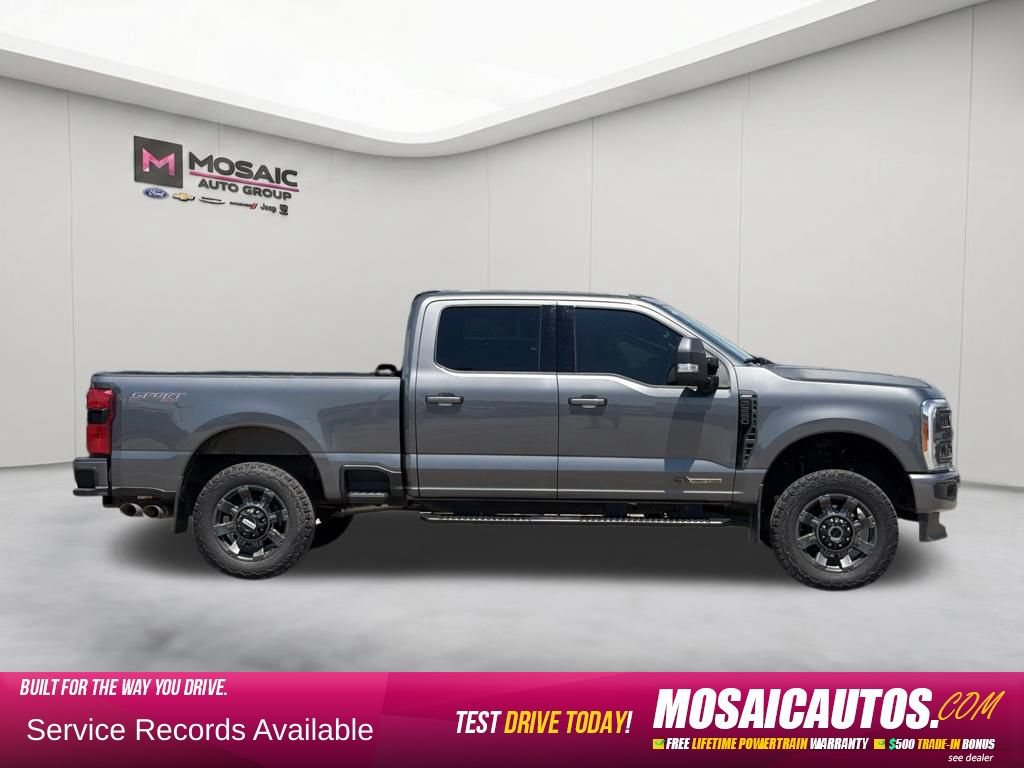 Used 2023 Ford F250 Lariat w/ Sport Appearance Package AWD/4WD image 8