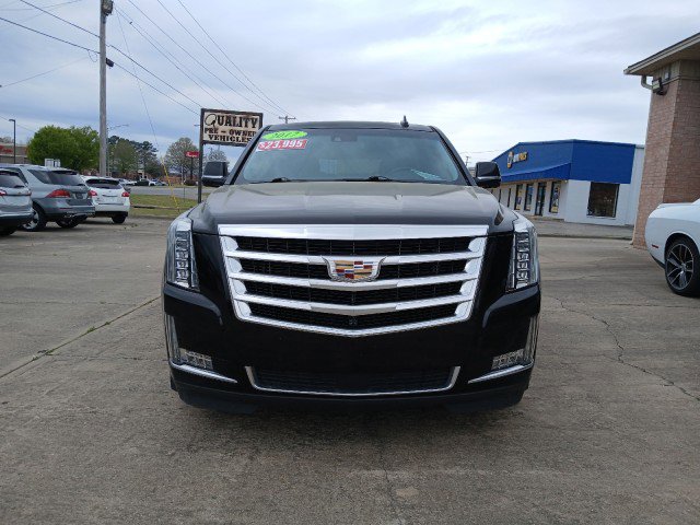 Used 2017 Cadillac Escalade Premium Luxury AWD/4WD image 7