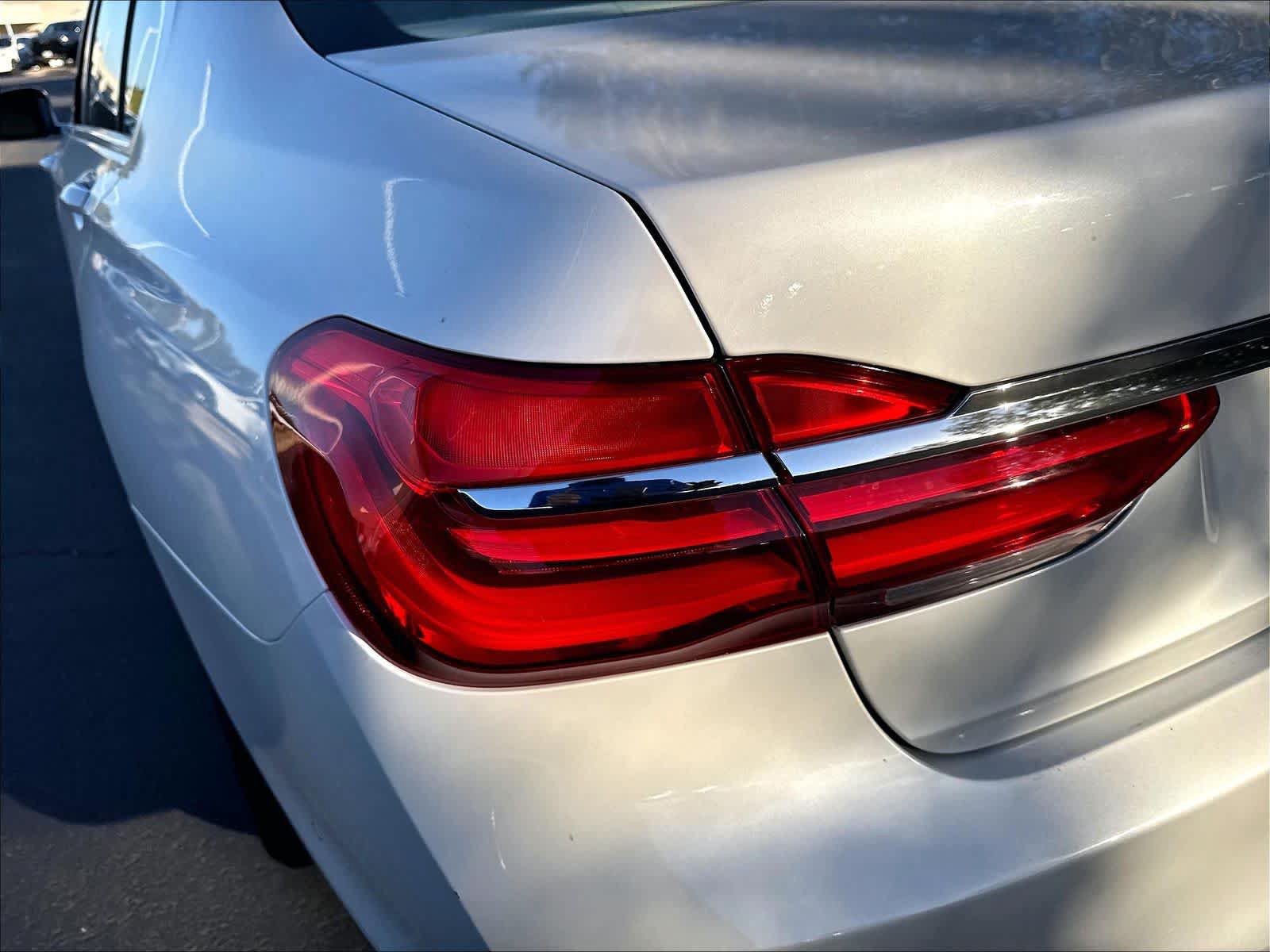 Used 2016 BMW 740i RWD image 22