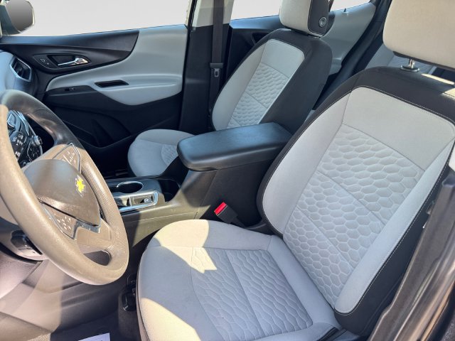 Used 2021 Chevrolet Equinox LS FWD image 11