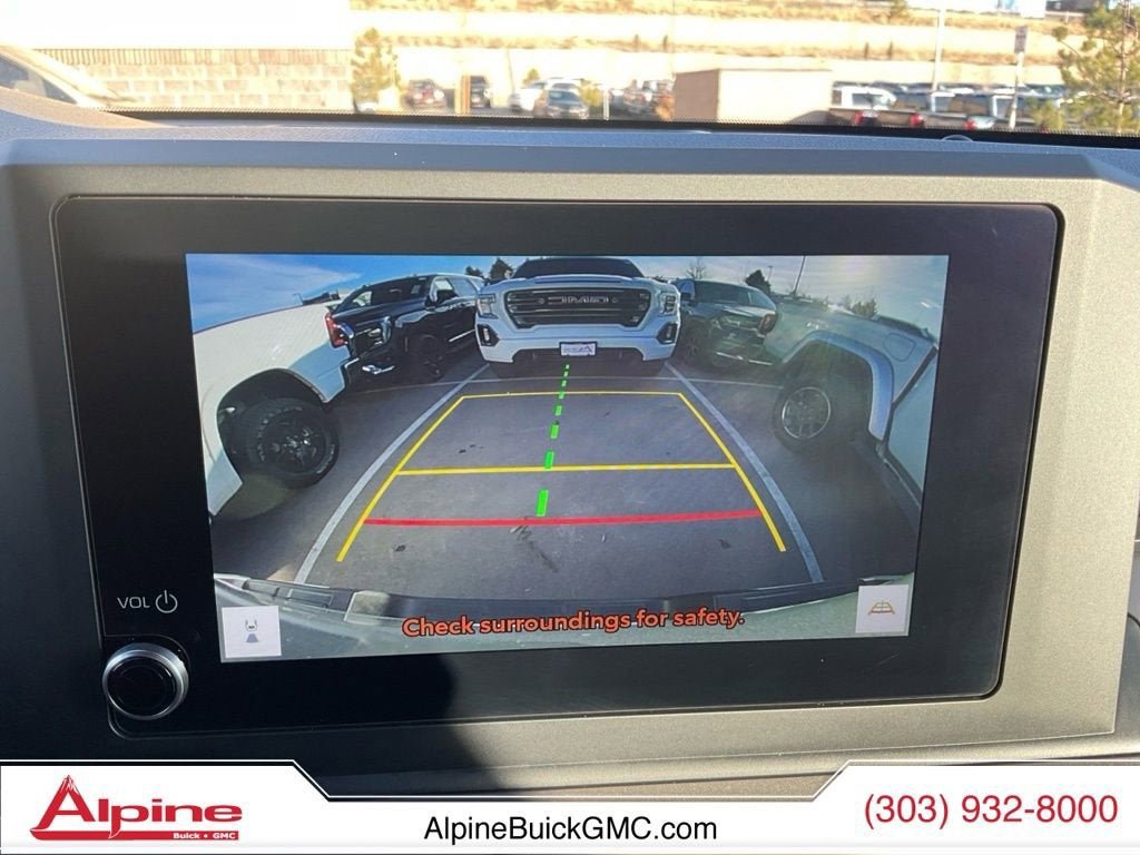 Used 2024 Toyota Tacoma SR5 AWD/4WD image 16