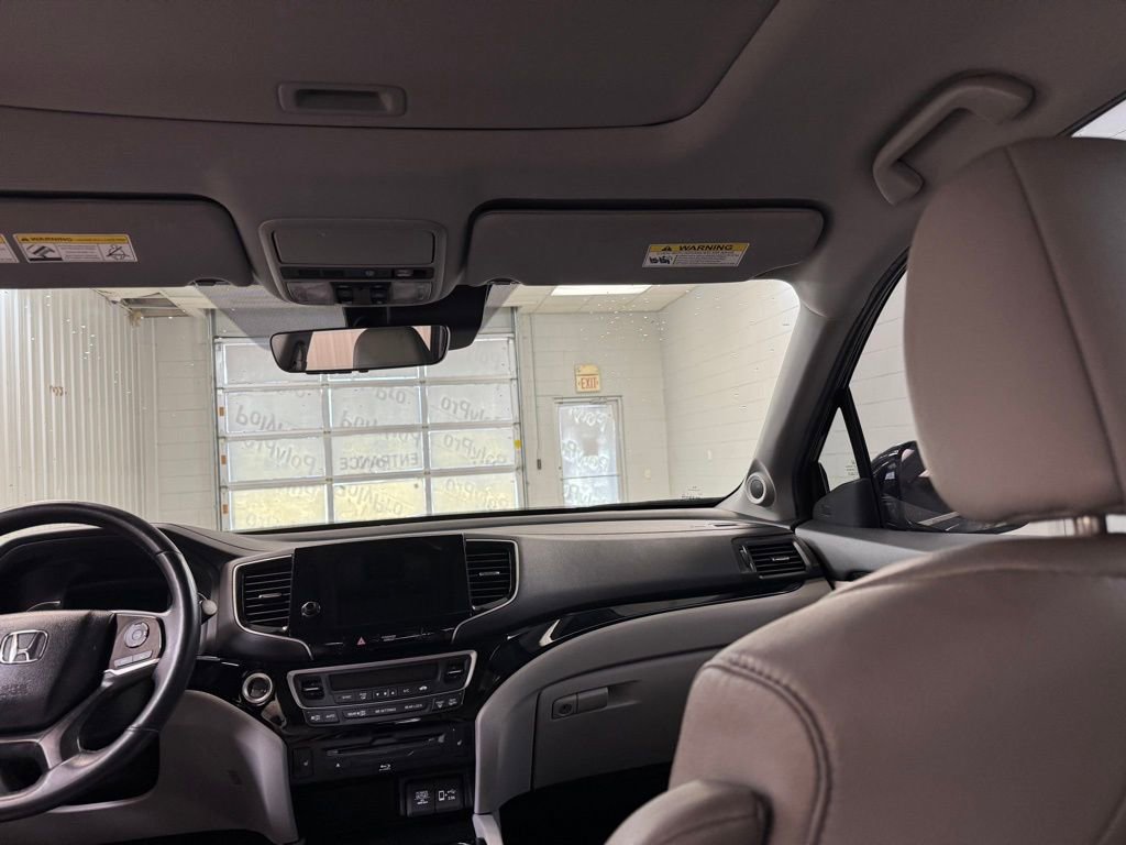 Used 2020 Honda Pilot Touring image 24