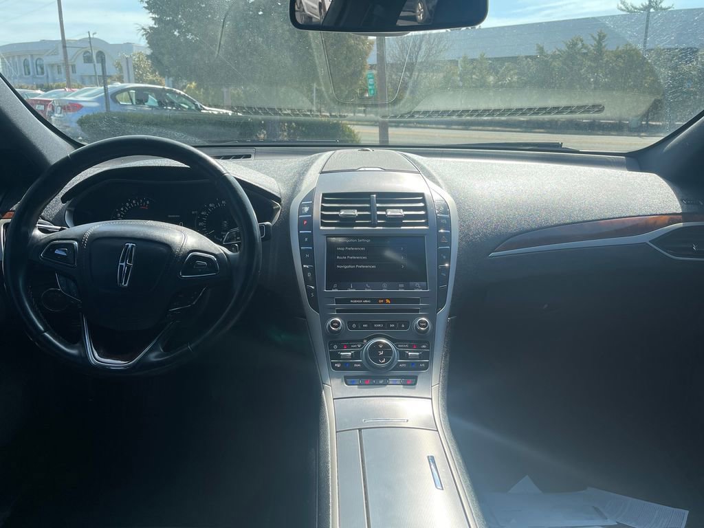 Used 2020 Lincoln MKZ Reserve w/ Luxury Package image 20