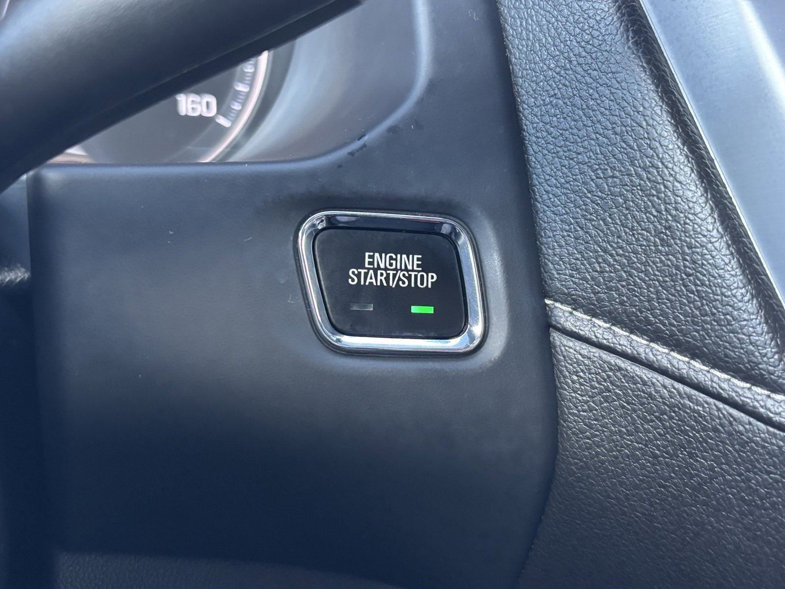 Used 2021 GMC Acadia SLE w/ Driver Convenience Package image 6