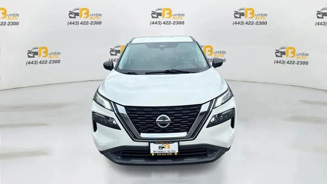 Used 2021 Nissan Rogue S image 2