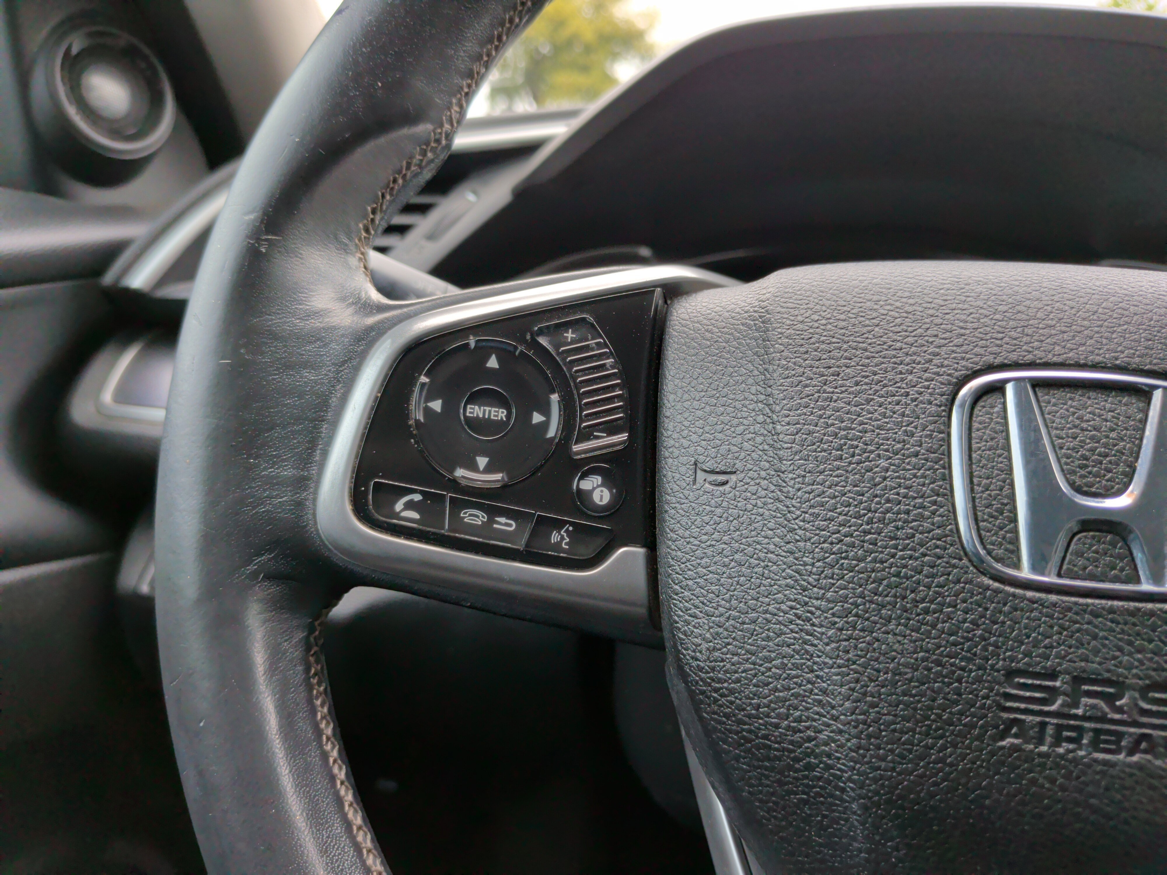 Used 2016 Honda Civic Touring image 19