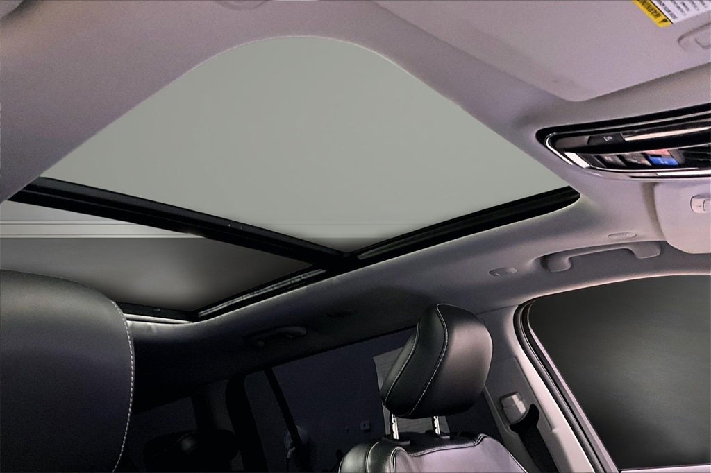 Used 2022 Jeep Grand Cherokee L Limited image 28