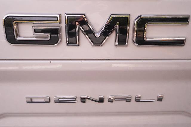 Used 2024 GMC Sierra 2500 Denali Ultimate w/ Max Trailering Package AWD/4WD image 48