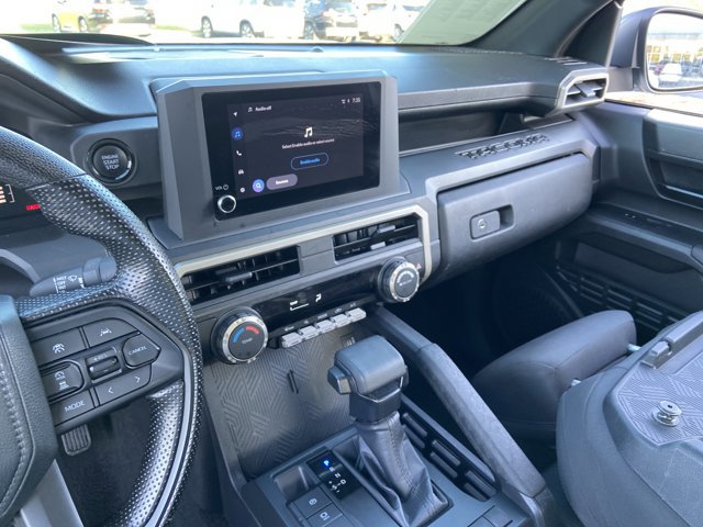 Used 2024 Toyota Tacoma SR image 23
