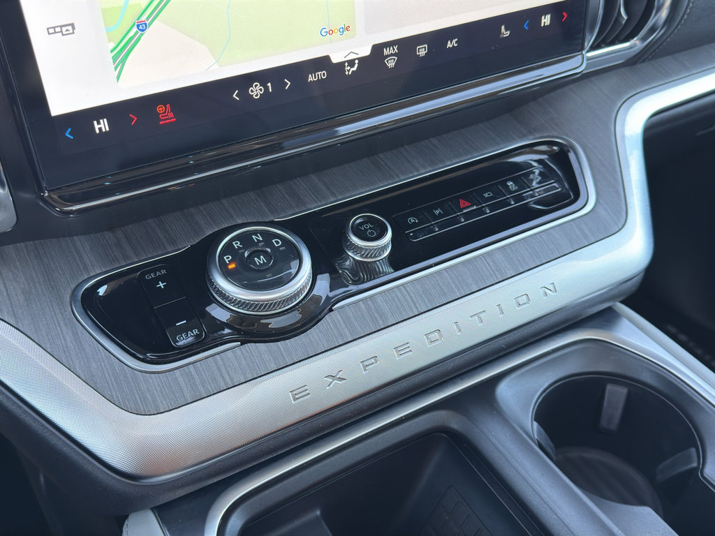 Certified 2025 Ford Expedition Max Platinum w/ Platinum Ultimate Package image 24