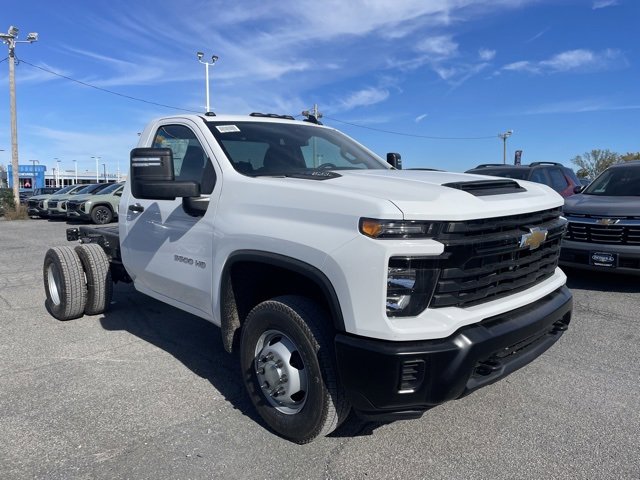 New 2026 Chevrolet Silverado 3500 W/T w/ WT Convenience Package