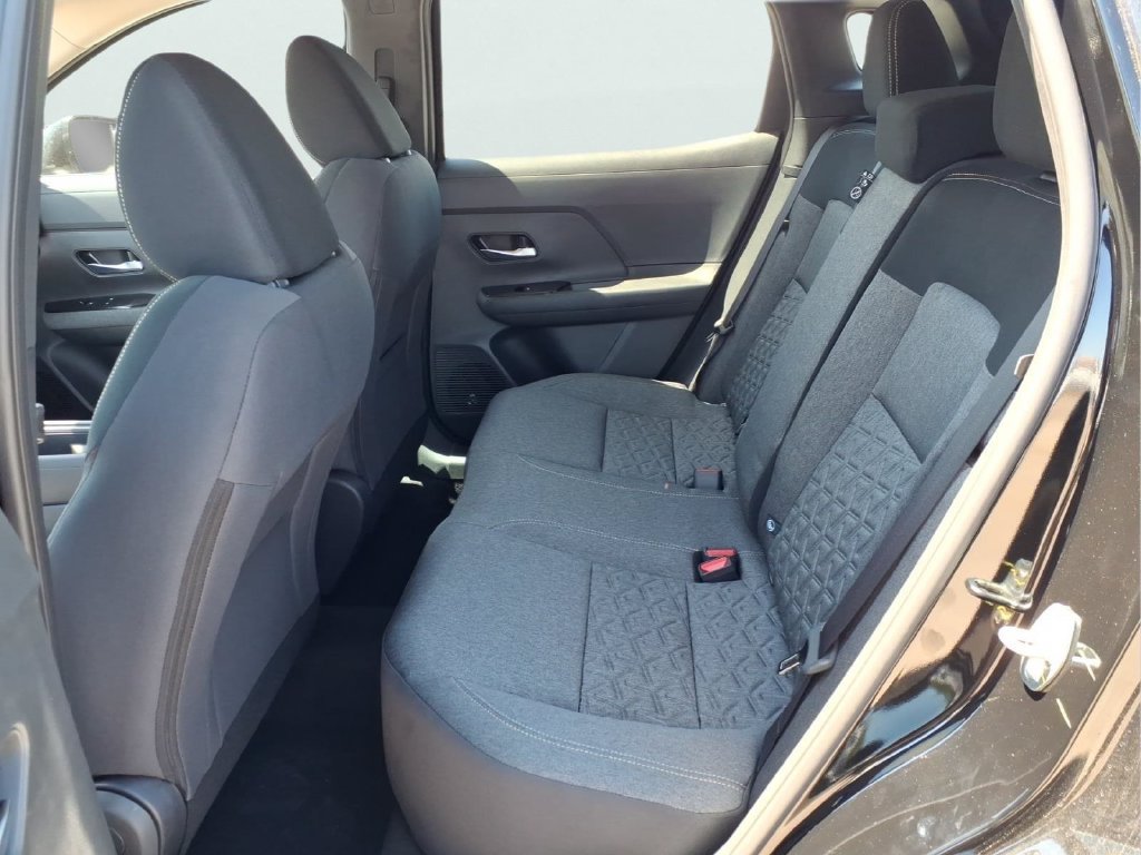 New 2027 Nissan Kicks SV w/ Rock Creek Edition AWD/4WD image 13