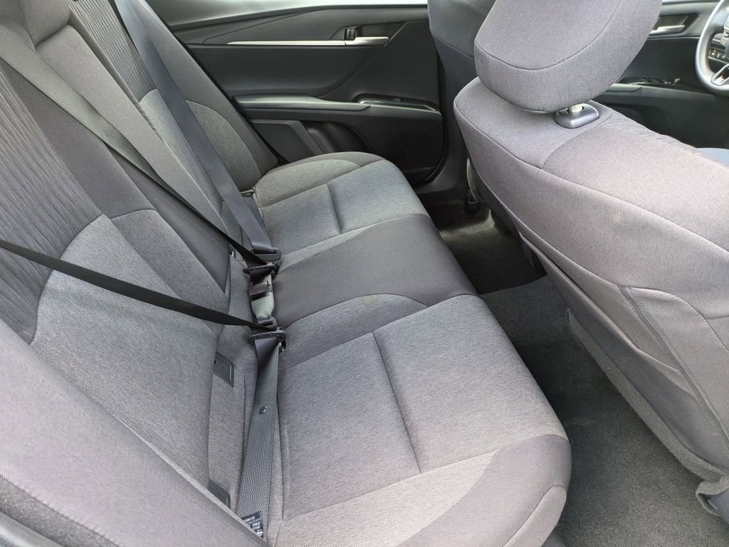 Used 2025 Toyota Camry LE image 30