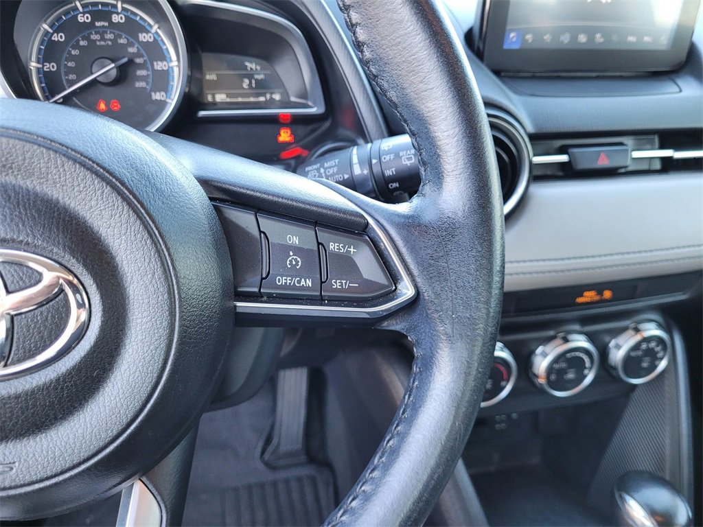 Used 2020 Toyota Yaris XLE image 23
