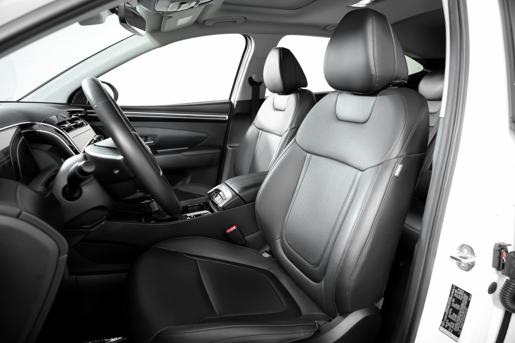 Certified 2024 Hyundai Tucson SEL w/ Convenience Package FWD image 21