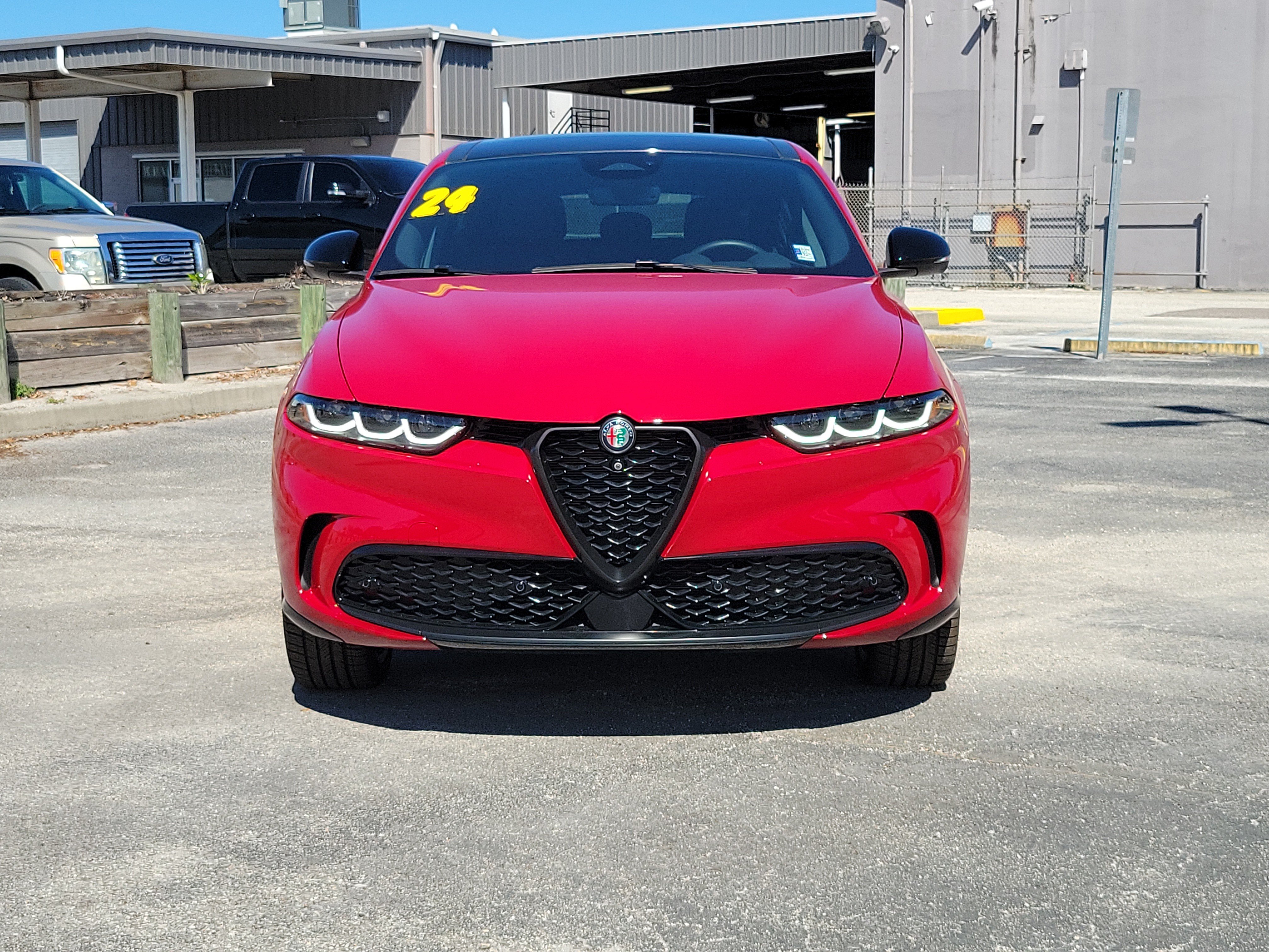 Used 2024 Alfa Romeo Tonale Ti w/ Active Assist Package AWD/4WD image 2