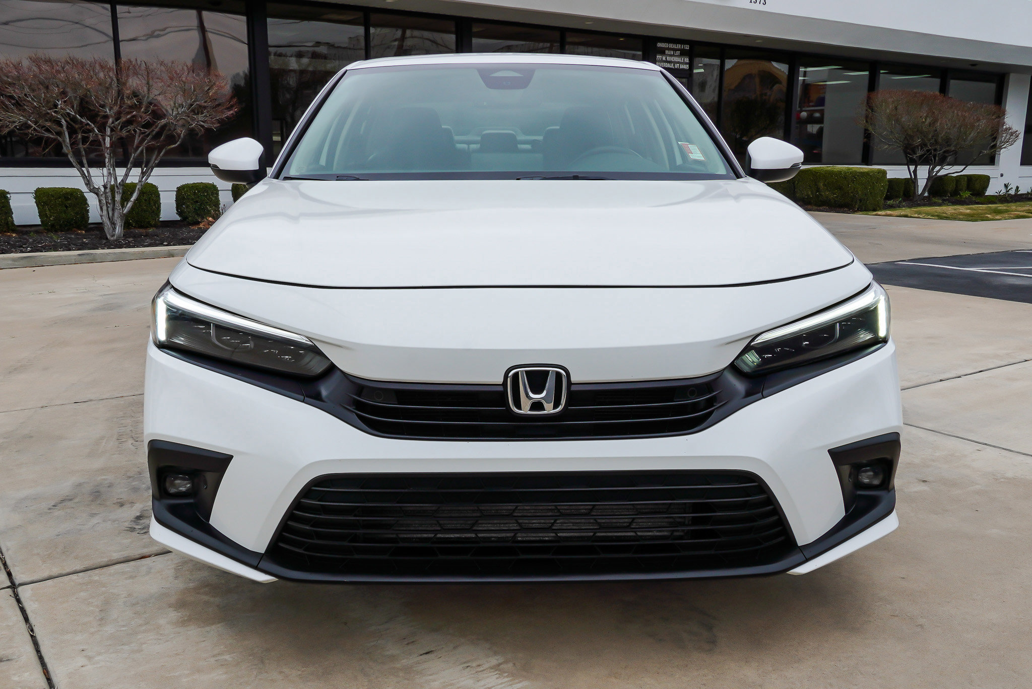 Used 2022 Honda Civic Touring image 3