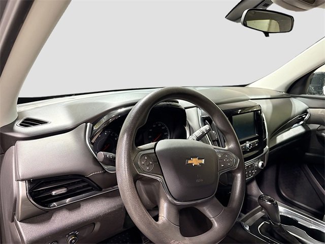 Used 2018 Chevrolet Traverse LS image 16