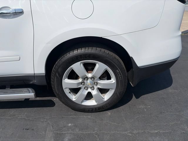 Used 2017 Chevrolet Traverse LT w/ Style and Technology Package AWD/4WD image 12