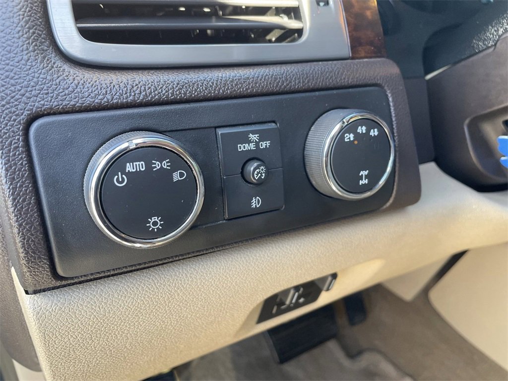 Used 2012 GMC Sierra 3500 Denali image 28