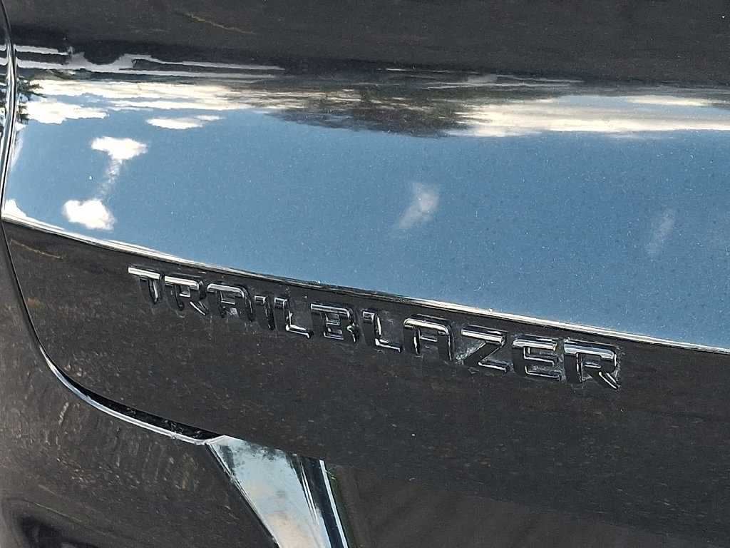 Used 2022 Chevrolet TrailBlazer RS FWD image 31