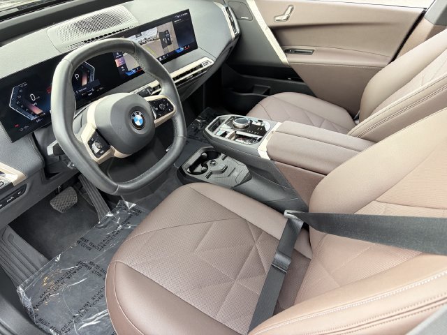 Certified 2026 BMW iX xDrive45 w/ Premium Package AWD/4WD image 20