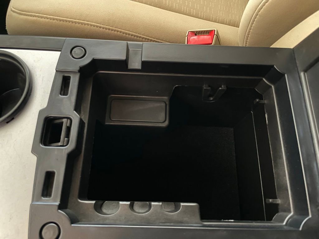 Used 2015 Ford Expedition XL image 38