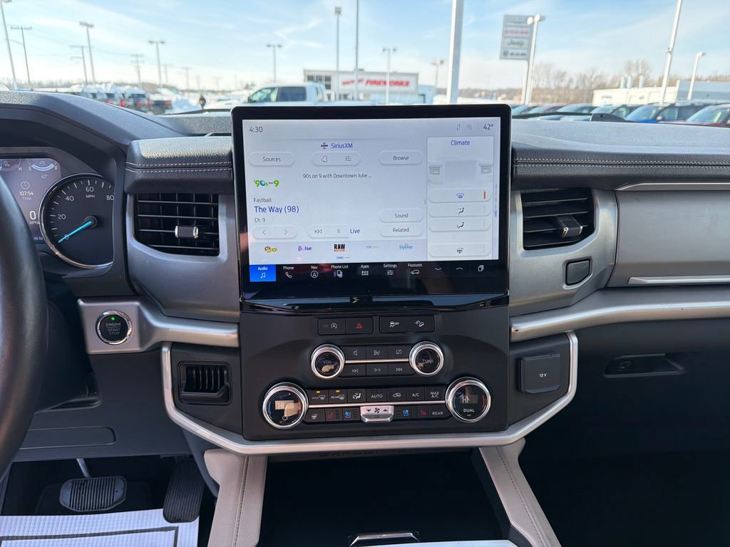 Used 2024 Ford Expedition Max XLT AWD/4WD image 17