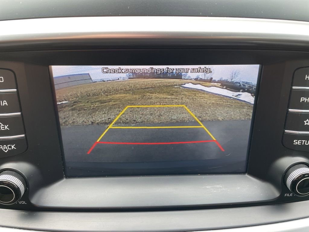 Used 2019 Kia Sorento LX image 18