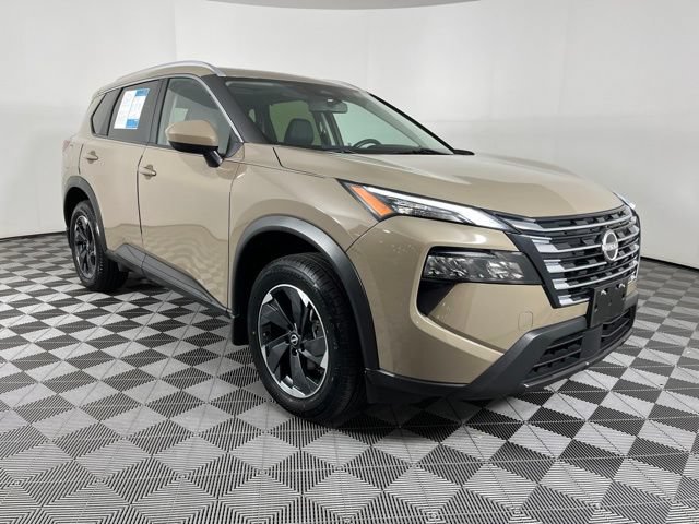 Used 2024 Nissan Rogue SV w/ SV Premium Package AWD/4WD image 3