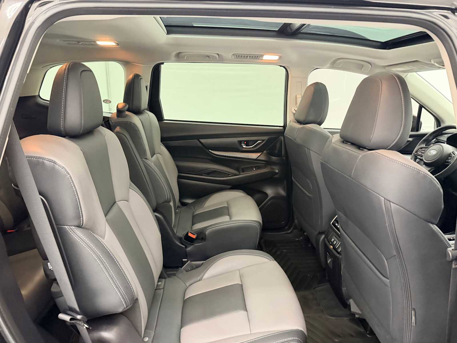 Used 2022 Subaru Ascent Onyx Edition image 21