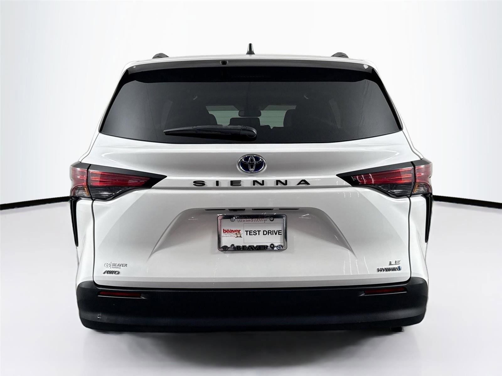 Used 2021 Toyota Sienna LE w/ LE Plus Package image 7