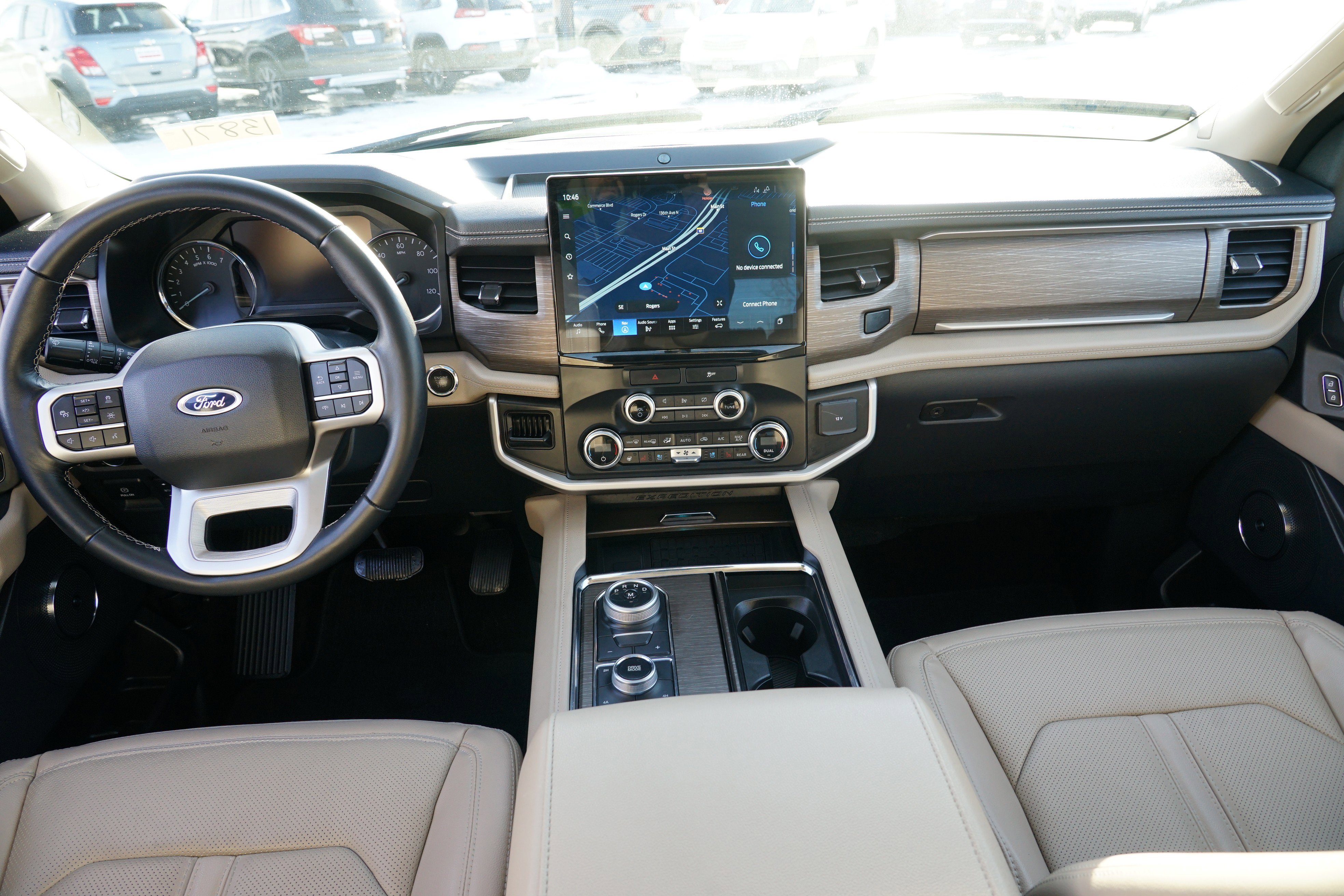 Used 2022 Ford Expedition Limited image 28