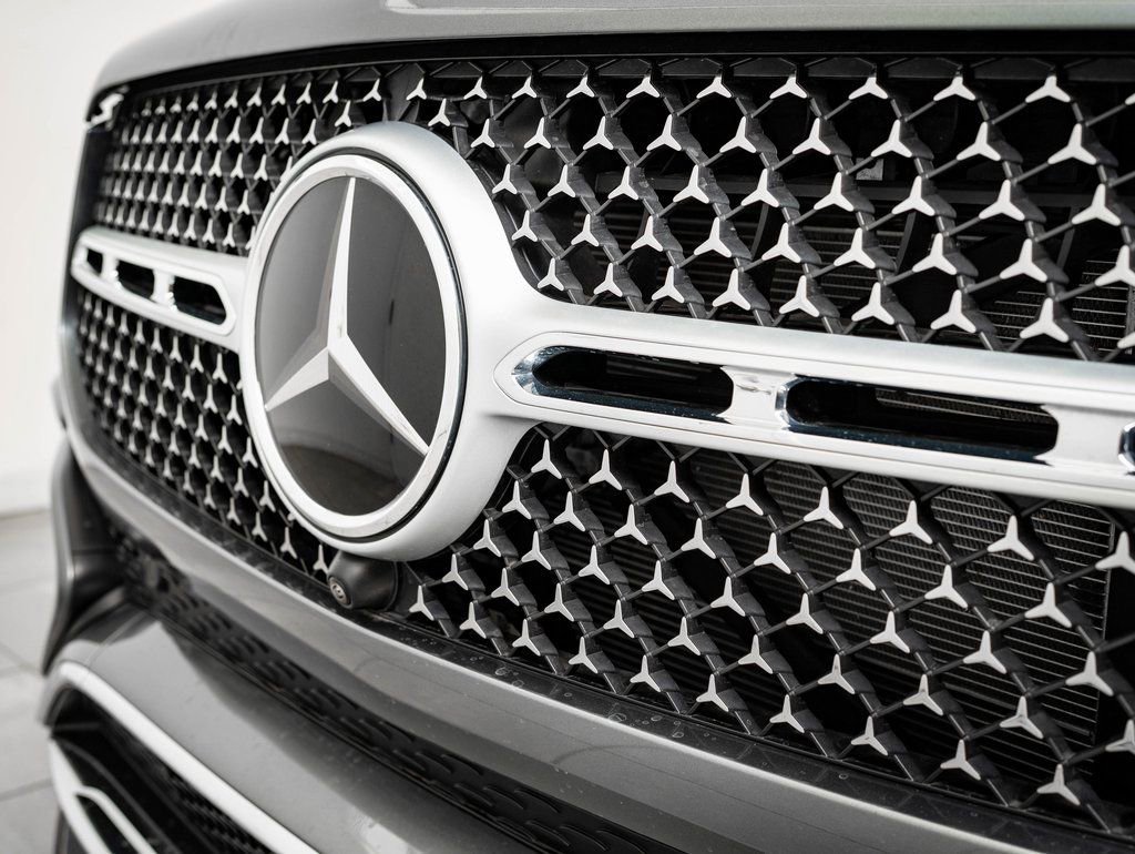 Certified 2024 Mercedes-Benz GLE 350 4MATIC image 3
