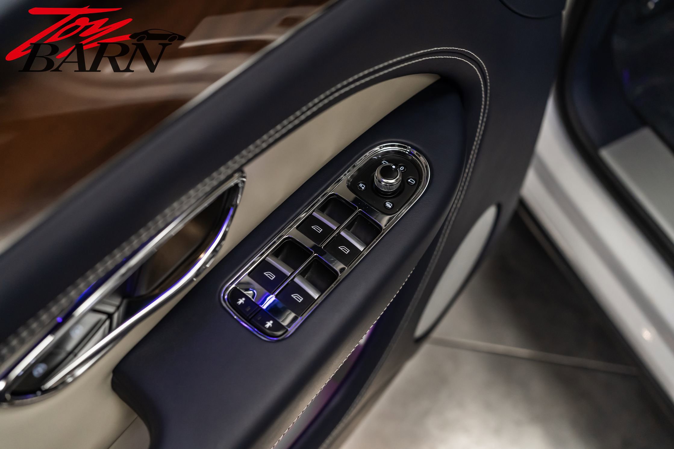 Used 2021 Bentley Bentayga image 20